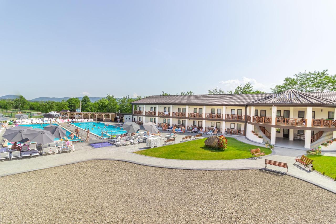 Praha Hotel Solotvyno Luaran gambar