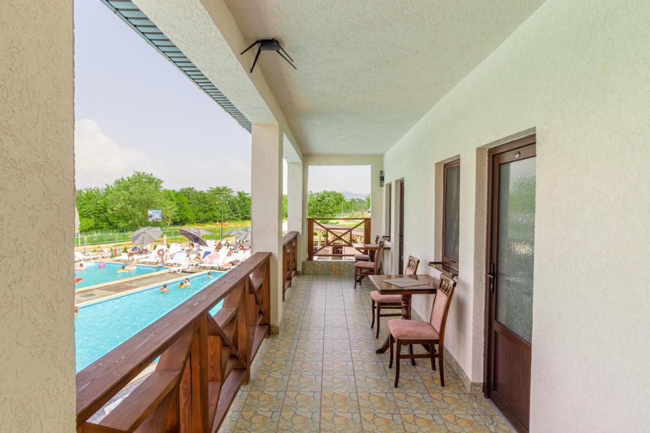 Praha Hotel Solotvyno Luaran gambar